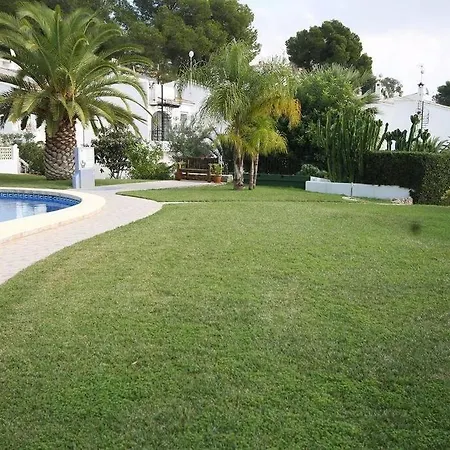 Charming 3 Bedroom Located In Moraira. * Teulada